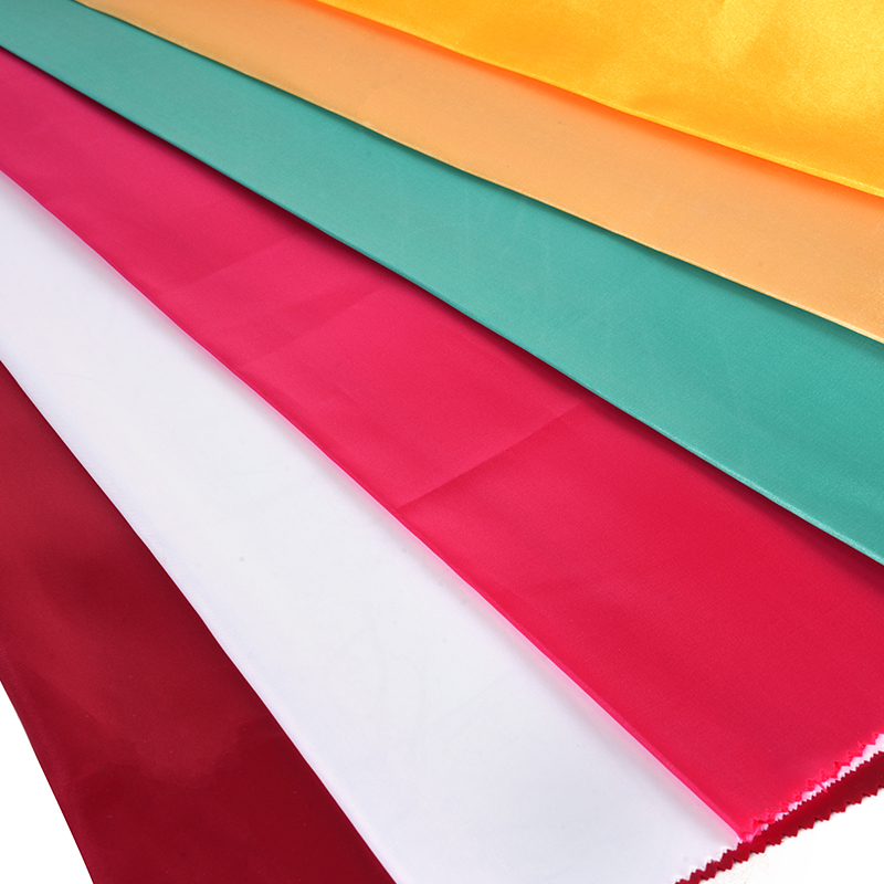 50/75 Satin Bóng Không Xoắn + Mái Chèo Mỏng Trên Vải Trên